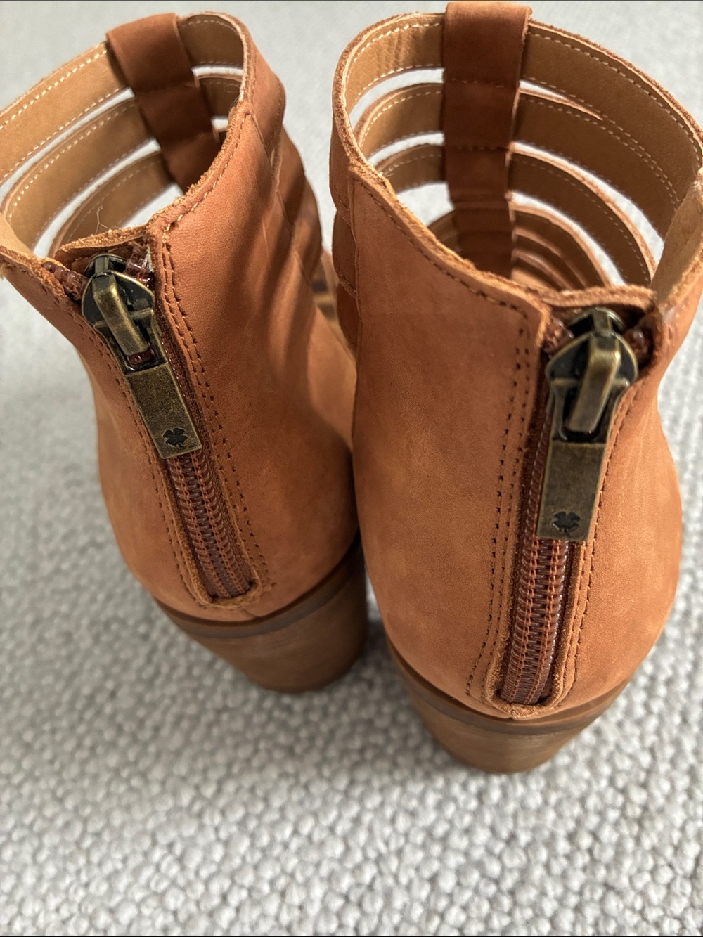Lucky Brand Strappy Block Heel Caged Sandals, Saddle Brown, Size 7 - Picture 5 of 9